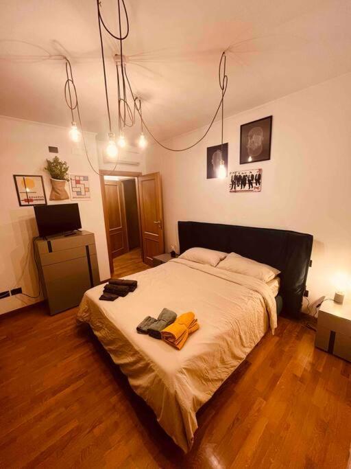 Una Casa Divertente A Roma Bagian luar foto