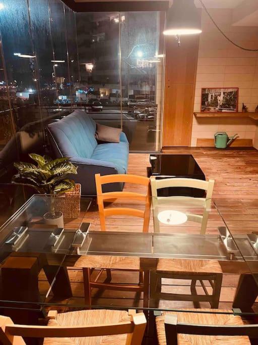 Una Casa Divertente A Roma Bagian luar foto